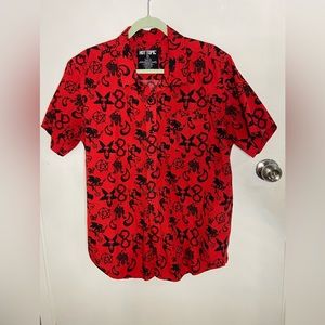 Hot Topic Red and Black Satanic Button Up - XL